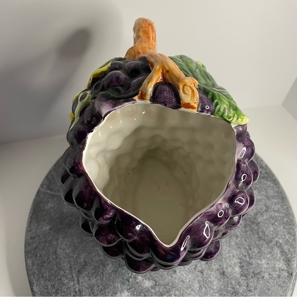 💛 Handmade Grape Pitcher Unique Ceramic - Picture 4 of 10